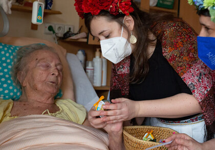 Paliativní péči Sue Ryder dělá, ale také učí