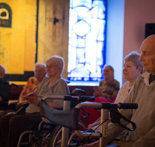 Yelow_Duo_pro_Sue_Ryder_Radka_Kulhankova (18)