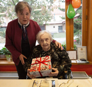 100 let paní Vlasta Šišková Radka Kulhánková (46)