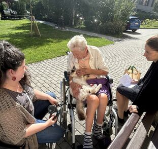 Felinoterapie Sue Ryder Dobby 09 2025 (8)